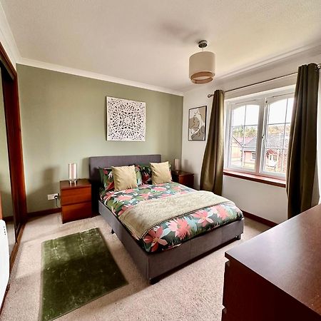 Apartment With Parking, Close To The Raigmore Hospital إينفيرنيس المظهر الخارجي الصورة